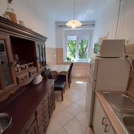 Sziget Apartmanlakás Apartman Eger