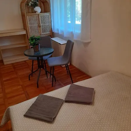 Sziget Apartmanlakás Eger