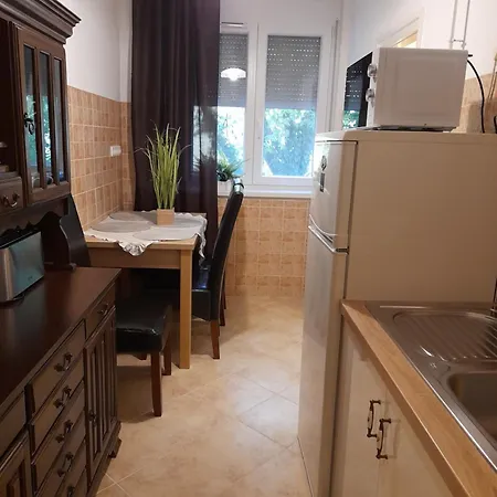 דירה Zoeld Sziget Apartmanlakas אגר
