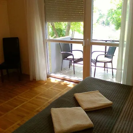 Sziget Apartmanlakás Eger