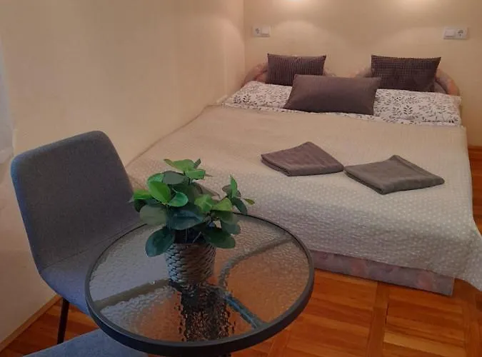 Zoeld Sziget Apartmanlakas 에게르